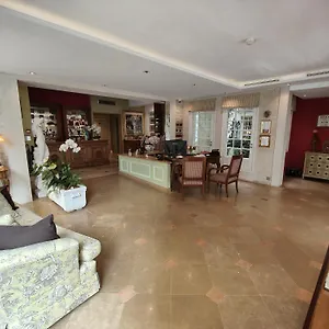 Le Relais Médicis 4*, Paris France